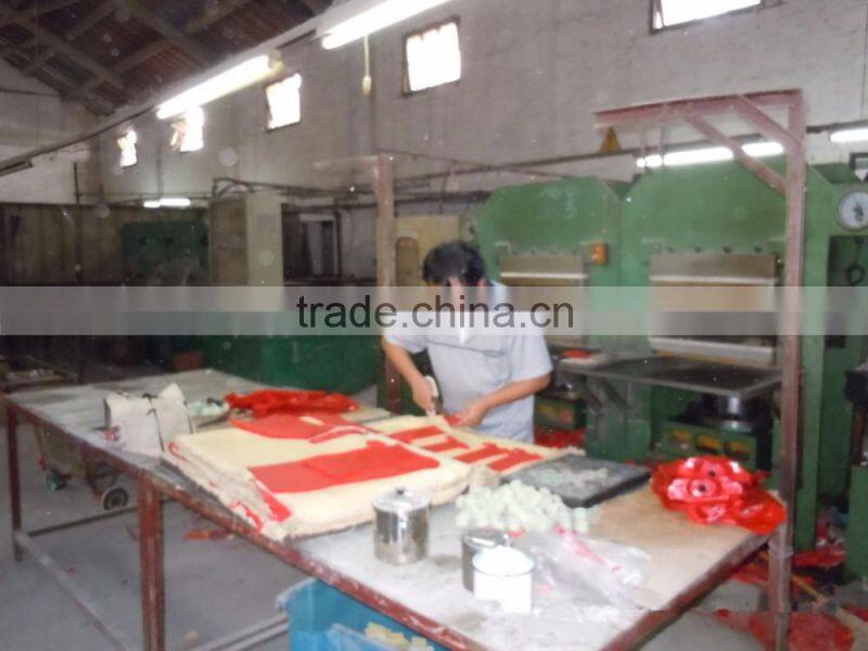 2016 new products natural rubber hot water bottle 2000ml