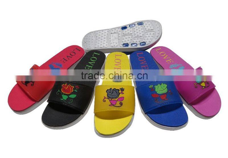 new ladies flat slippers with pvc upper
