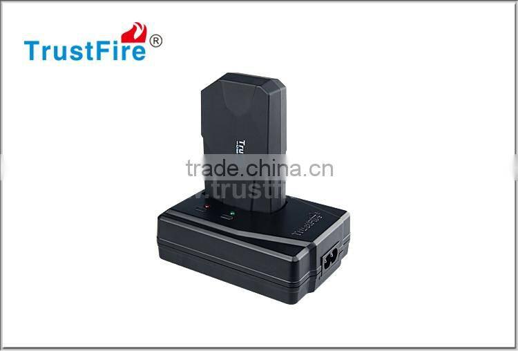 Trustfire 4.2V 6200mah waterproof battery 6200mah rechargeable battery pack with intelligent battery charger to bicycle light