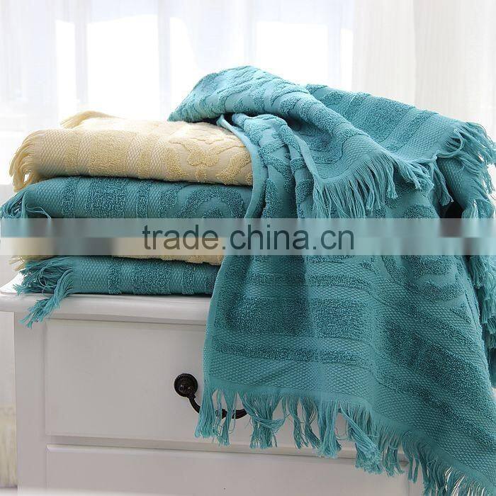 China factory 100% cotton new design bath towel with tassels
