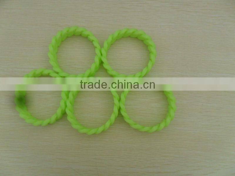 Customized Design silicone twist beaded bracelet