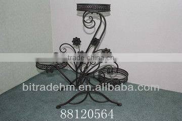 metal plant holder with wheel