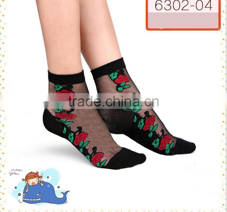 Hot sales Colorful Ultrathin Transparent Beautiful Crystal Elastic Calcetines Short Women Socks Summer Sock Womens