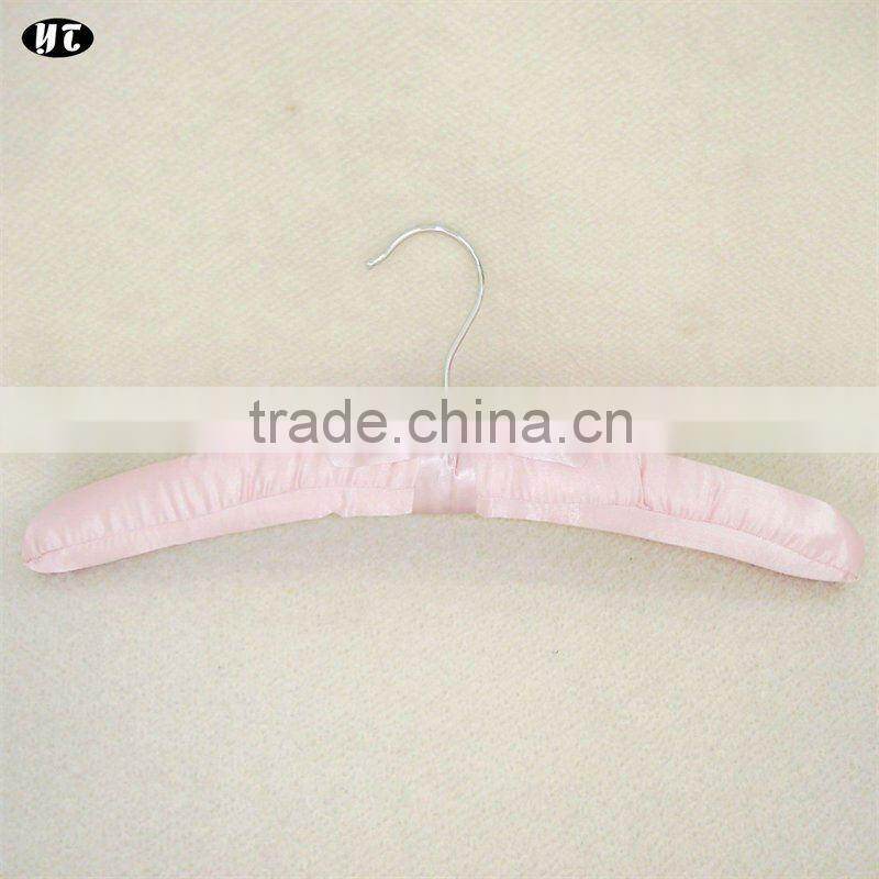 JN282satin padded hanger for coats