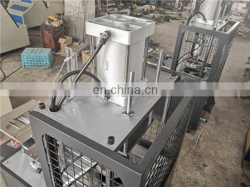 CTS360 Semi Automatic Korea dutch oven disposable air fryer parchment paper liner making machine