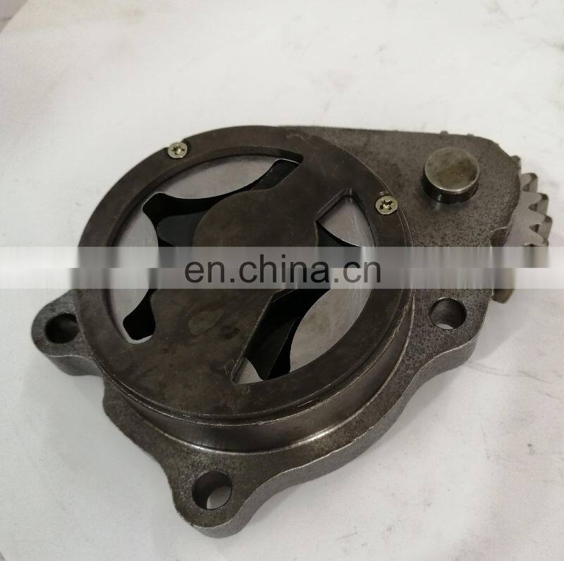 4937408 Oil pump Diesel Engine 4BT Spare Truck Original 4937408