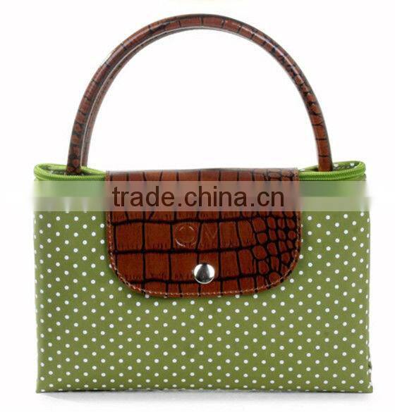 High quality nice foldable travel bag,girls travel bag