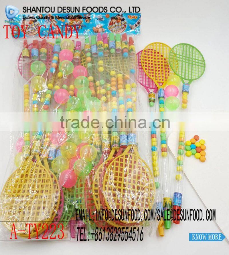 Fast moving cheap toy candy tennis racket toy with sweet