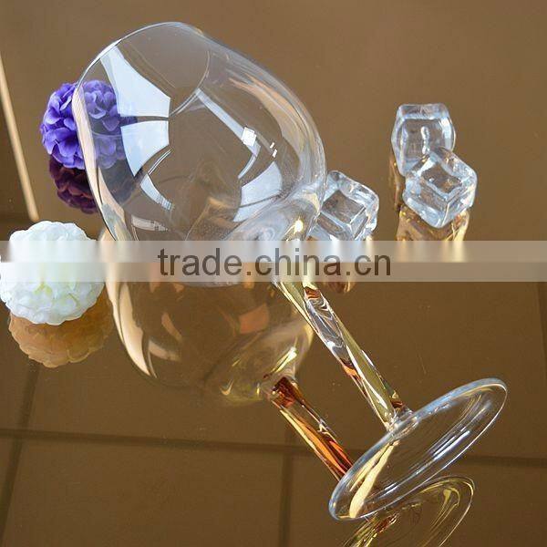 High Capacity Transparent Stemmed Wine Glass