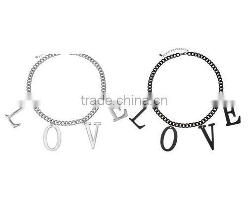 Pretty Steps meaningful pendant necklace