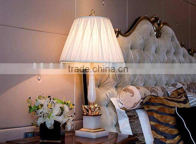 Luxury jade made body with brass decoration fabric lampshade white color table lamp