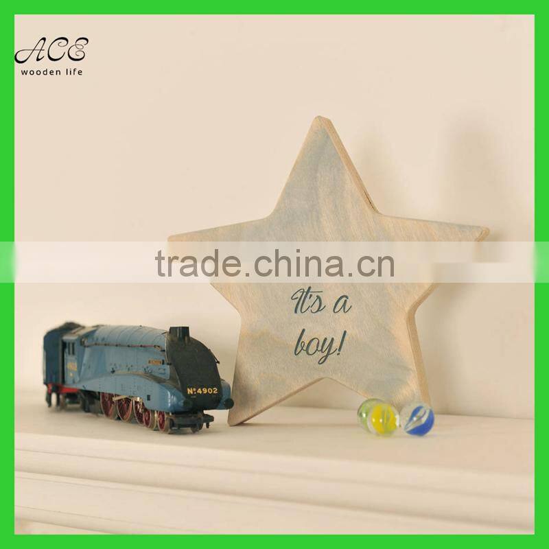 Wooden ornament Engraved wooden star Decorative wood stars