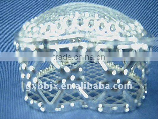 Heart shaped silver wire birthday gift boxes