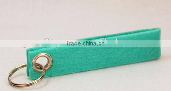 New product hot wholesale alibaba blank band design keyring promotional gift light color felt foot shaped keychain made in China