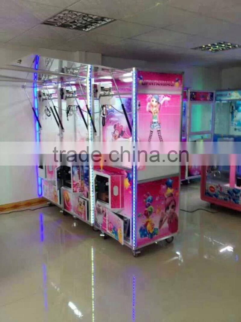 Hello Kitty Cheap prize vending game machine/ claw crane games machines