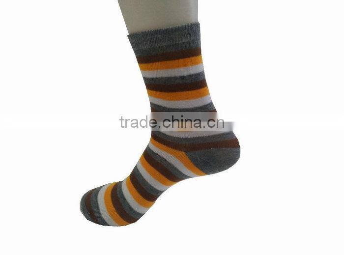 Custom Logo Fashion Eco-Friendly Football Free Size Sports Socks