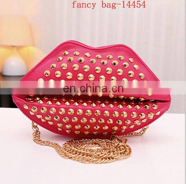 Luxury Shoulder bags long chain Messenger Bags with dumpling shape