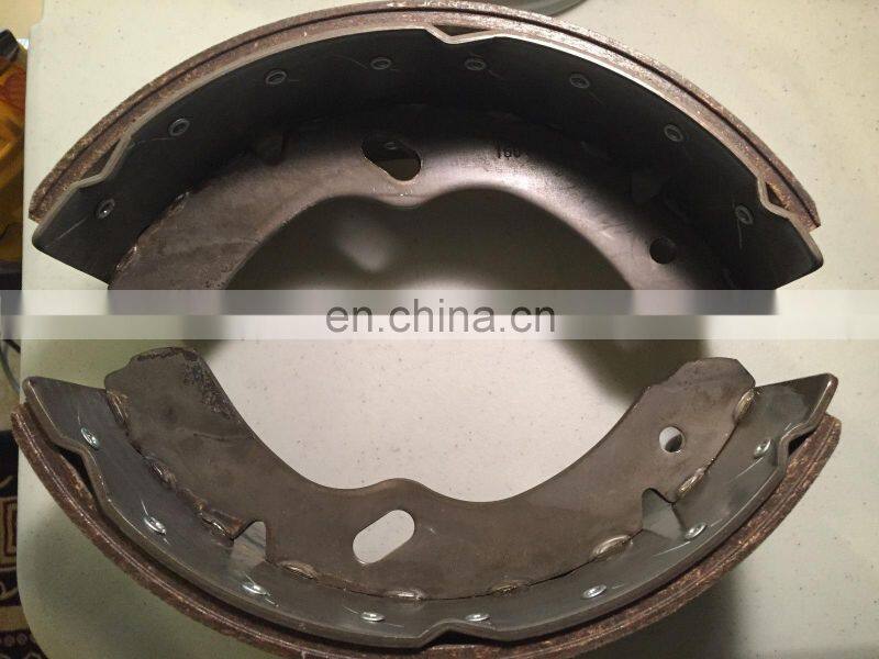 Truck 8 ton brake shoe oem no. 5878316930