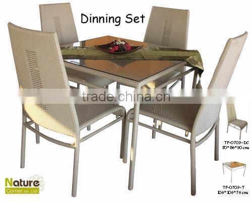Modern Rattan Wicker Dining Table and Chairs for 4 Persons