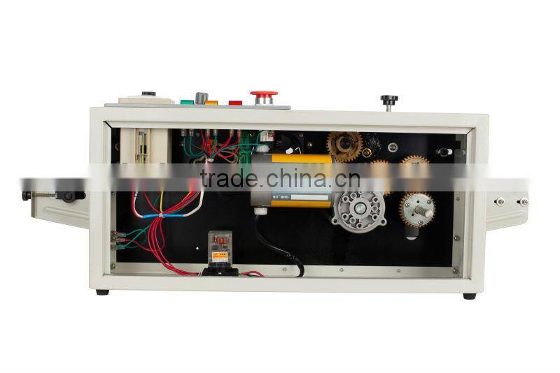 Continuous sealing machine for tea bag seal