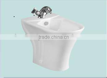 China Supplier Ceramic WC Bidet Spray