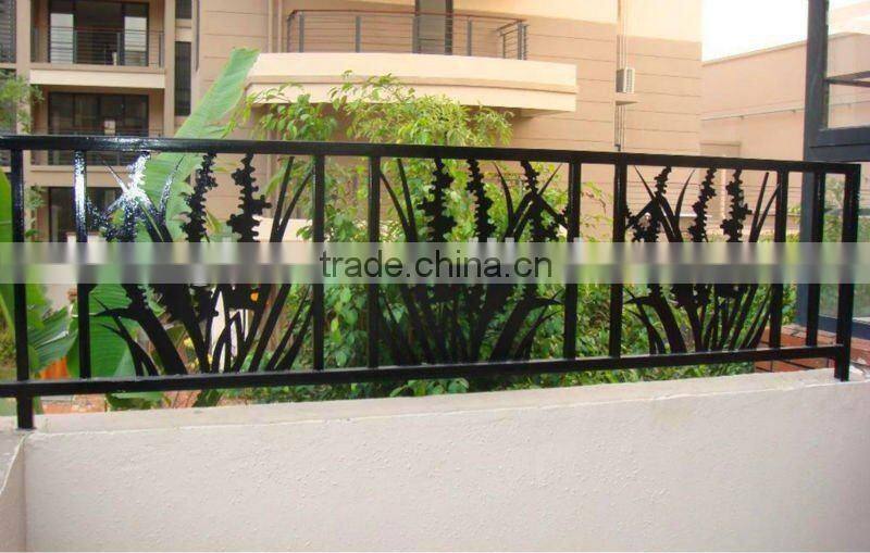 2015 Top-selling indoor galvanized steel balcony fence