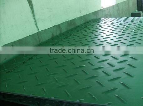 Green trackway mats