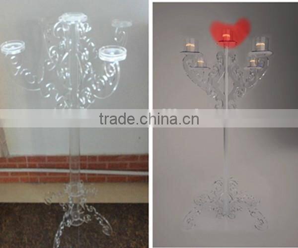 Manufacturing customized mirrored acrylic candelabra for christmas day