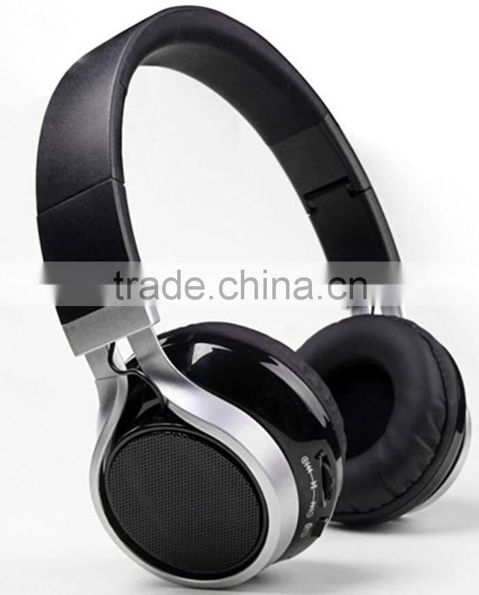 Premium bluetooth wireless headphones with built in microphone and noise cancelling hands free talk