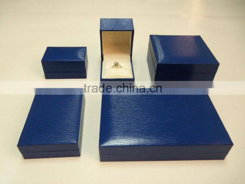 Elegant paper ring box Custom leatherette paper jewelry box gift boxes