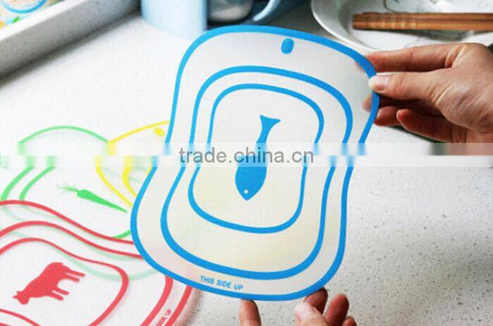 Flexible Ultra-thin Kitchen Tool Fruit Vegetable Cutting Chopping Board Mat