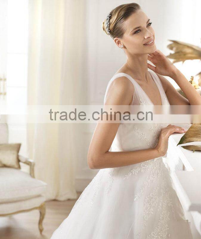2014 Gorgeous V neck Straps Lace Organza And Ruffle Wedding Dress Sash