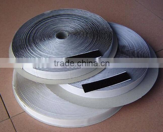 Strong sticky Self adhesive hook and loop roller back with glue
