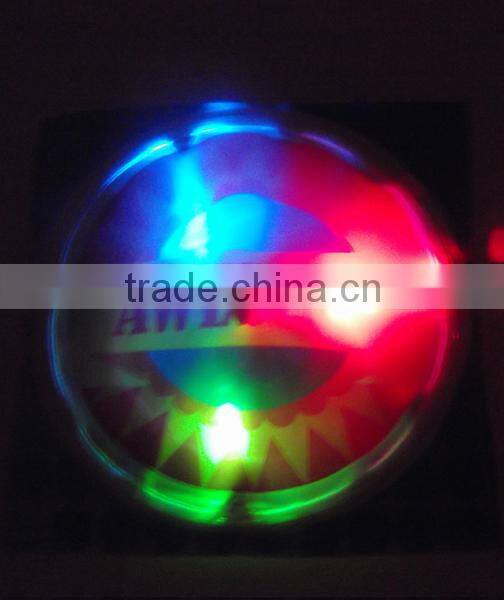 Hot plastic flashing novelty badge