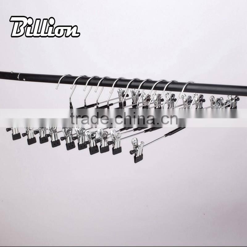 China Manufacturer metal pants clothes hanger non slip metal hanger