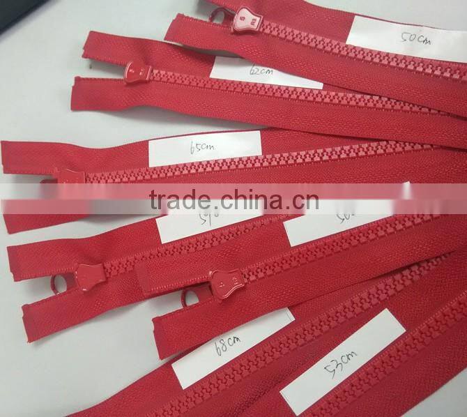 Big teeth reflective plastic resin zippers
