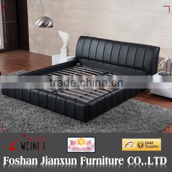 F6306 tufted leather bed