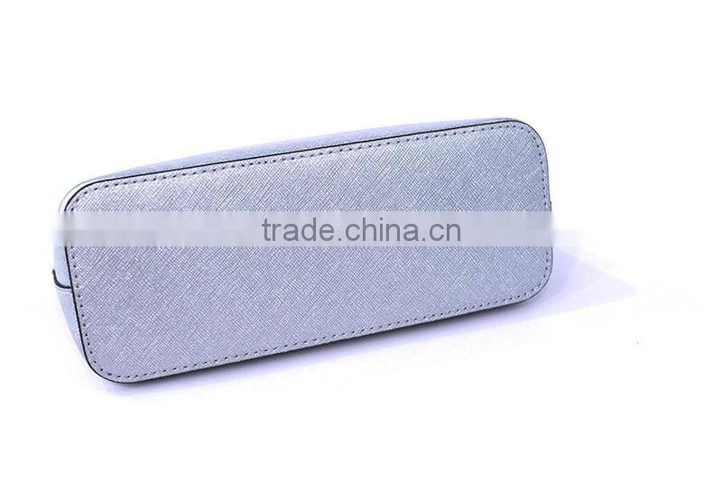 Kind workmanship Genuine leather silver makeup bag metal zipper closure