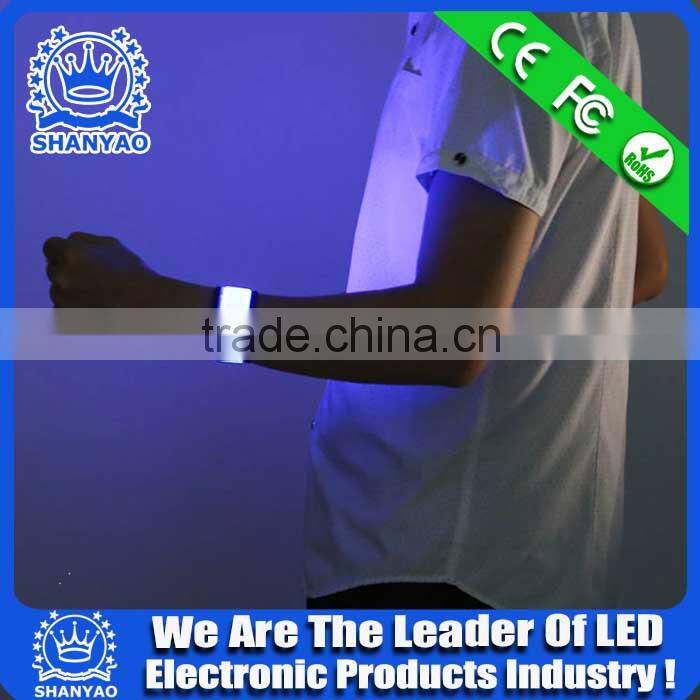 2015 Hot Selling LED Slap Band