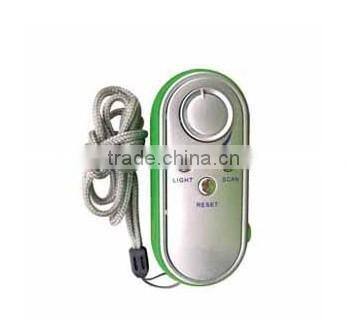 Portable FM auto scan radio with light