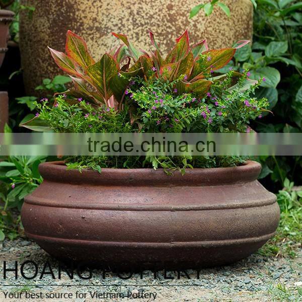 Impress Dark Clay Pots From Vietnam