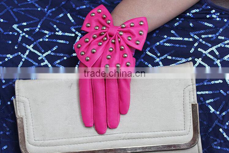 2015 New Arrival Winter Cycling Motorcycle Driving Lady Rivets Bowknot Soft PU Leather Gloves For Women Black Red