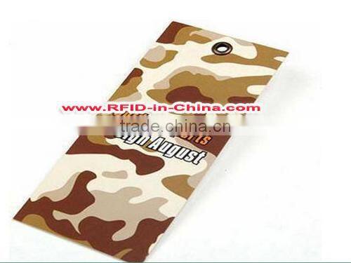 Long Range RFID Printing Barcode on Clothing Hang Tags