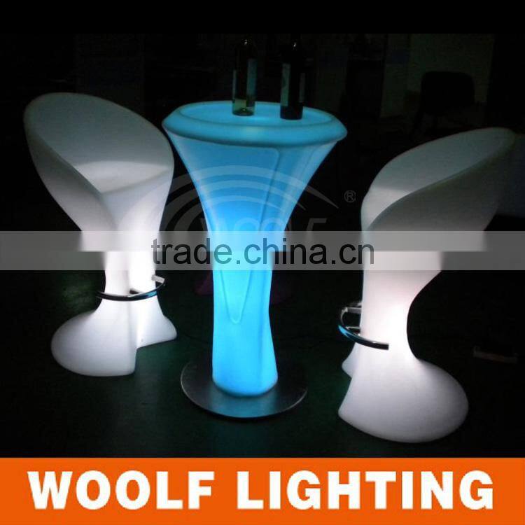 Fashionable Look Nightclub Graceful LED Glowing Bar Round Cocktail Table
