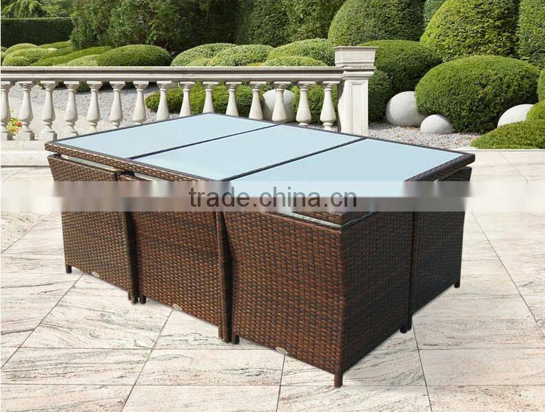 2017 Trade Assurance Space saving glass top Woven Rattan outdoor cube dinning table set