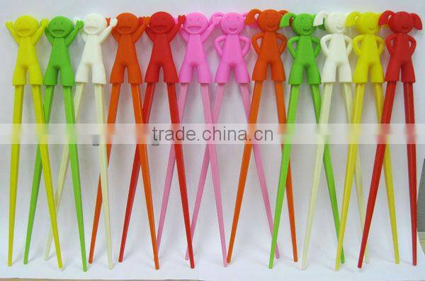 2013 hot selling silicon chopstick with sleeve for little boys/girls