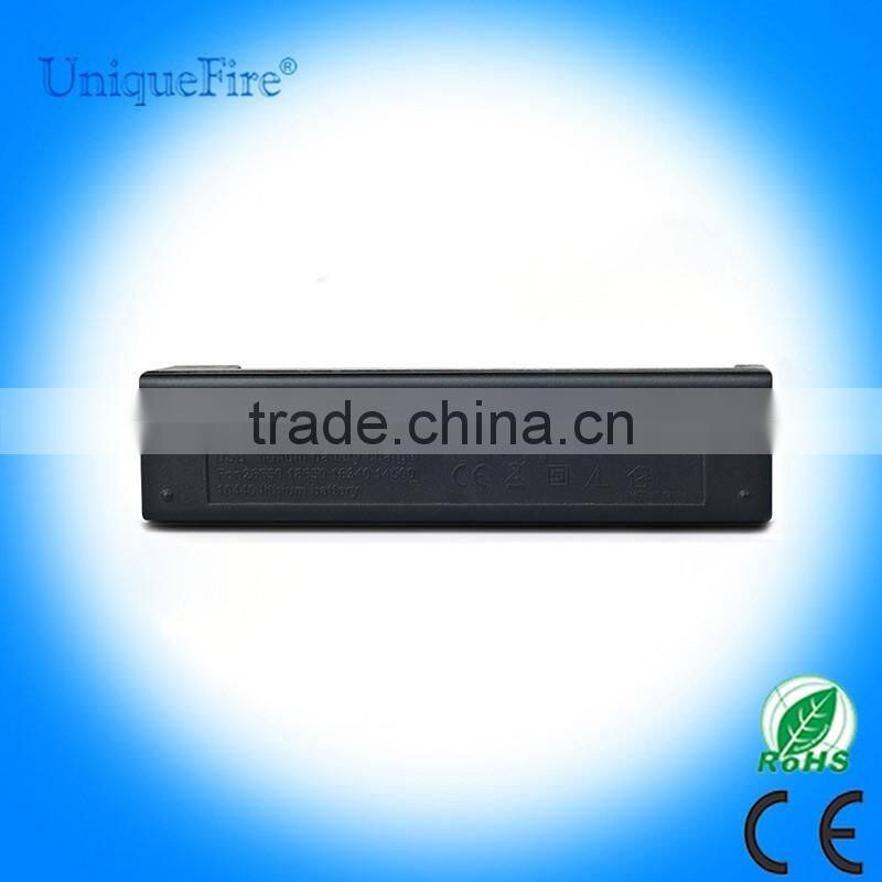 Uniquefire wholesale travel usb battery charger for 18650 26650 battery