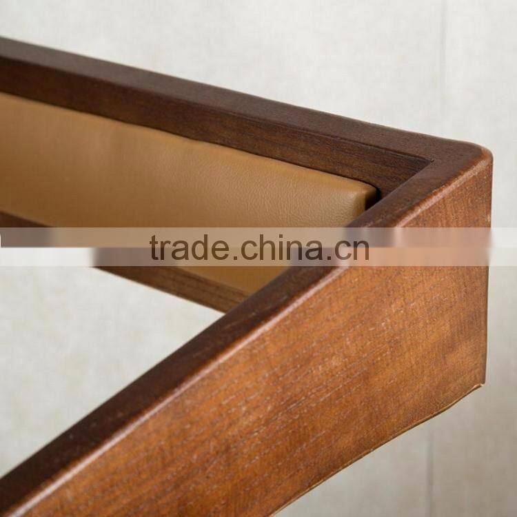 High Quality Wood Backrest Armrest Retro Relaxing Dining Room Chair Furniture