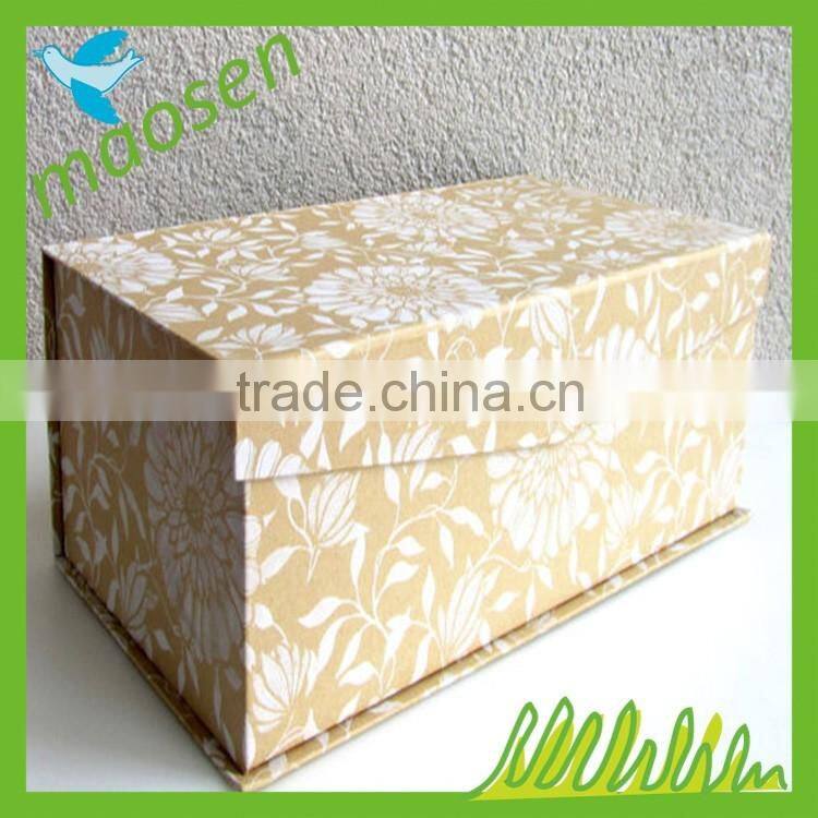 Hot sale Custom logo promotional black Magnetic Closure luxury paper gift box