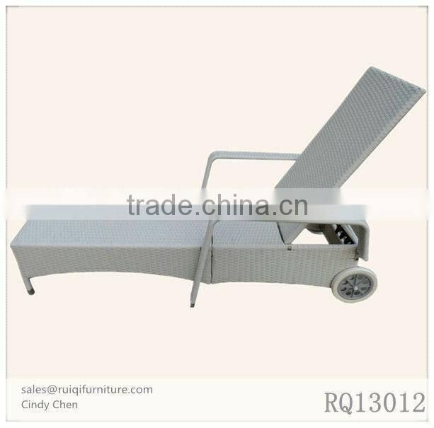 Manual Garden Furniture Set PE Rattan Steel Frame KD Design